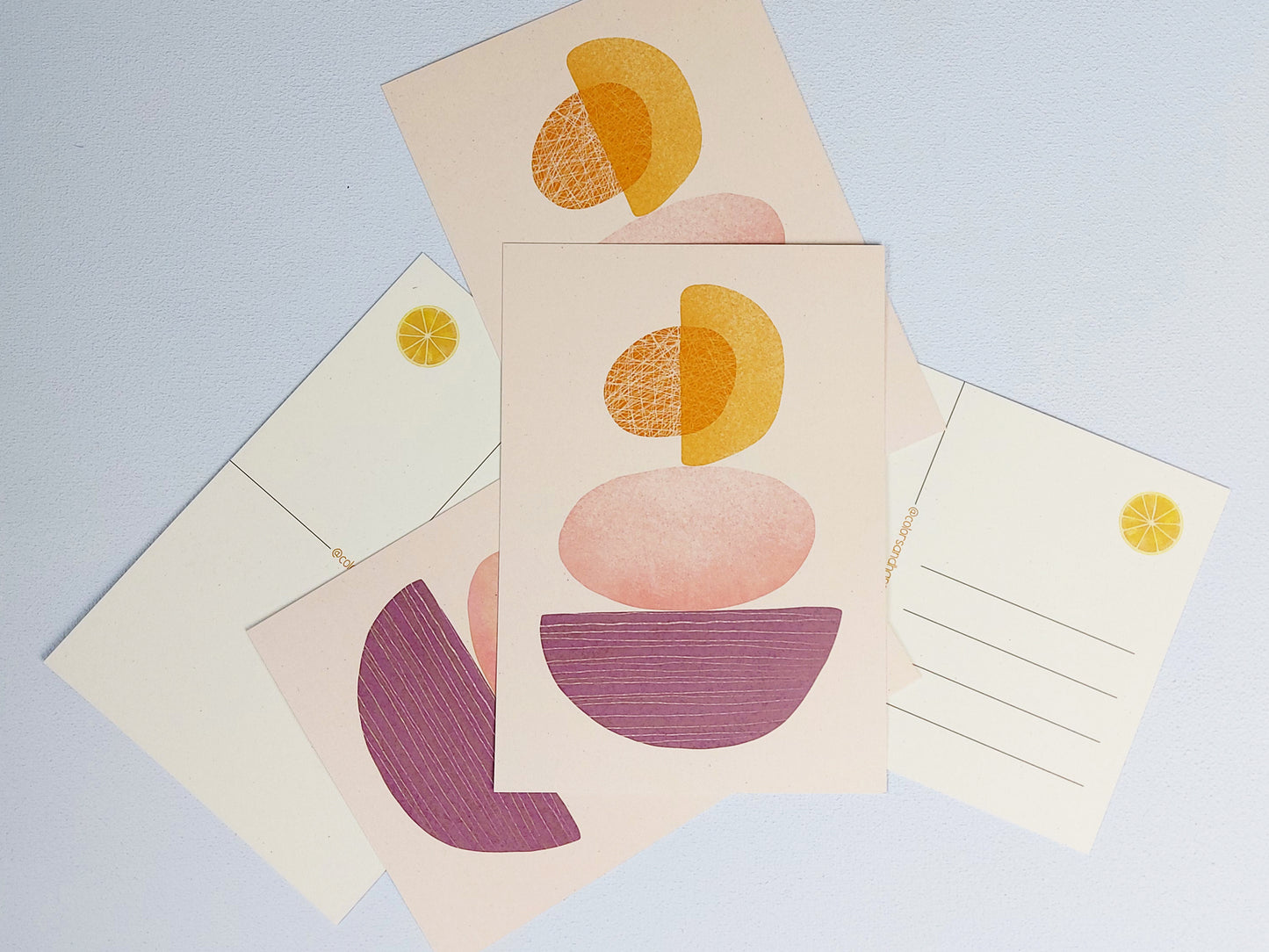 Ansichtkaart Balans Illustratie – Pasteltinten Kunstkaart voor Cadeau & Interieur