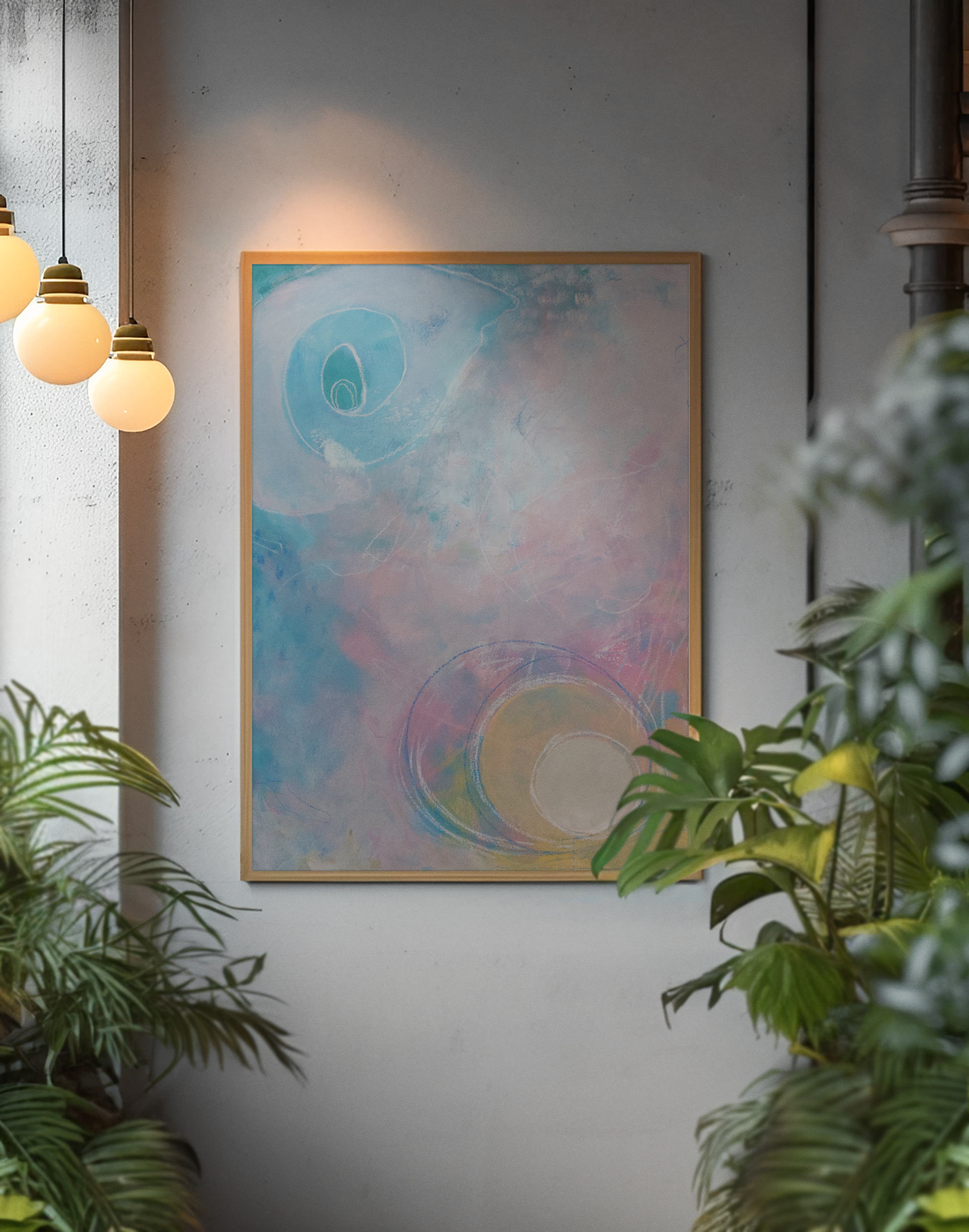 Kleurrijk kunstwerk abstract urban style  op canvas geprint in heldere kleuren blauw roze geel wit rustgevend in woonkamer met planten interieur styling industrieel
