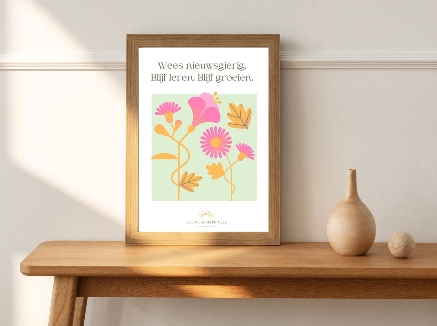 Inspirerende poster met quote "Wees nieuwsgierig..." en bloemen illustratie, digitale download voor een bewuster leven